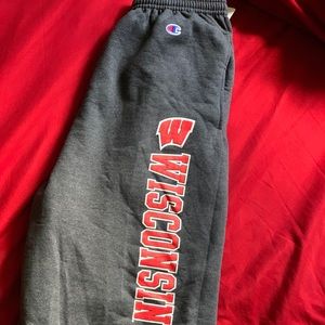 Champion Men’s Wisconsin Sweatpants Size XL